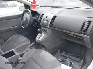 2007 Nissan Sentra 2.0 with VIN 3N1AB61E97L695204, listed as a IAAI auction lot 41872036 with Not Provided miles and . Bid and sale history available at DreamBid. Image 5.