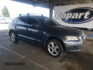 2010 Audi Q5 Premium Plus with VIN WA1LKAFP2AA084815, listed as a Copart auction lot 57433245 with 140,855 mi miles and Salvage title. Bid and sale history available at DreamBid. Image 4.