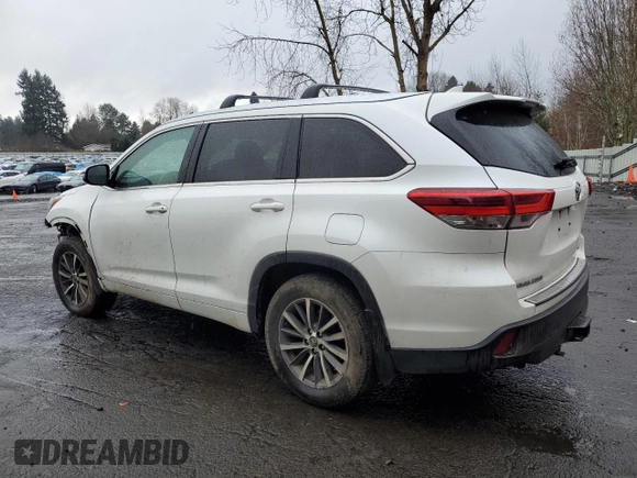 2017 Toyota Highlander XLE z VIN 5TDJZRFH8HS392519, wystawiony jako Copart lot #44079265 z przebiegiem 84 065 mil mil oraz Szkoda całkowita • Salvage title. Historia ofert i sprzedaży dostępna na DreamBid. Obrazek 2.