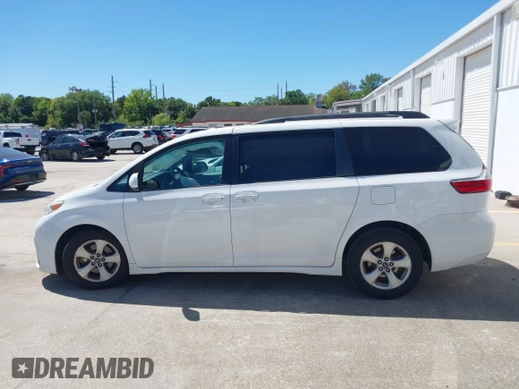 2019 Toyota Sienna LE Auto Access Seat with VIN 5TDKZ3DC6KS012237, listed as a IAAI auction lot 41822942 with 97,237 mi miles and . Bid and sale history available at DreamBid. Image 15.