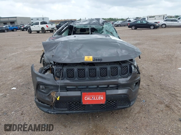 2023 Jeep Compass Latitude z VIN 3C4NJDBN2PT503268, wystawiony jako IAAI lot #42186039 z przebiegiem Nie podano mil oraz . Historia ofert i sprzedaży dostępna na DreamBid. Obrazek 11.