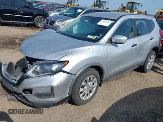 2018 Nissan Rogue SV with VIN KNMAT2MVXJP517232, listed as a IAAI auction lot 41924893 with 205,932 mi miles. Bid and sale history available at carsss.com. Image 2.