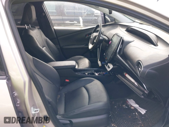 2017 Toyota Prius Plus z VIN JTDKARFPXH3057525, wystawiony jako IAAI lot #42356340 z przebiegiem 149 939 mil mil oraz . Historia ofert i sprzedaży dostępna na DreamBid. Obrazek 5.