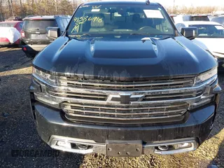 2019 Chevrolet Silverado 1500 High Country with VIN 1GCUYHEL6KZ236050, listed as a IAAI auction lot 41386918 with 105,462 mi miles. Bid and sale history available at carsss.com. Image 6.