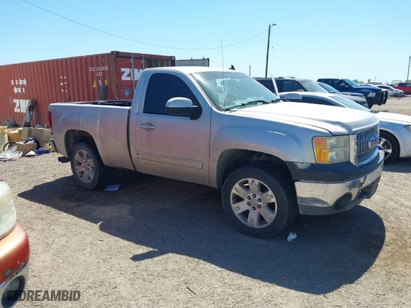2007 GMC Sierra 1500 Classic Work Truck with VIN 1GTEC14X87Z624810, listed as a IAAI auction lot 41722798 with 113,592 mi miles. Bid and sale history available at carsss.com. Image 1.