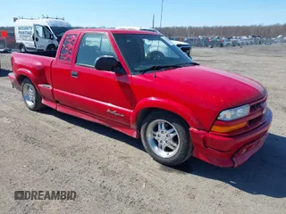 2003 Chevrolet S-10 LS with VIN 1GCCS19X538129600, listed as a IAAI auction lot 41779669 with 112,670 mi miles and . Bid and sale history available at DreamBid. Image 1.