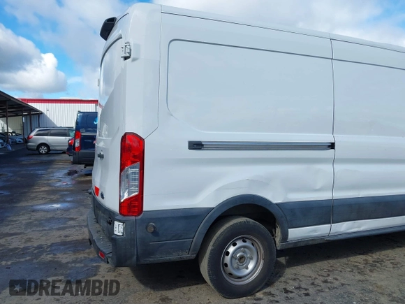 2018 Ford Transit with VIN 1FTBW2CM2JKA88329, listed as a IAAI auction lot 41768071 with 76,796 mi miles and . Bid and sale history available at DreamBid. Image 4.