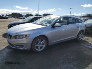 2015 Volvo V60 T5 Drive-E Premier with VIN YV140MEK6F1225135, listed as a Copart auction lot 47532495 with 119,872 mi miles and Clean Title. Bid and sale history available at carsss.com. Image 1.