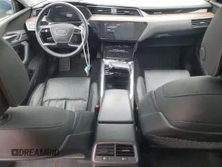 2019 Audi e-tron Prestige with VIN WA1VAAGE2KB025123, listed as a Copart auction lot 51862085 with 31,513 mi miles and Salvage Title. Bid and sale history available at DreamBid. Image 8.