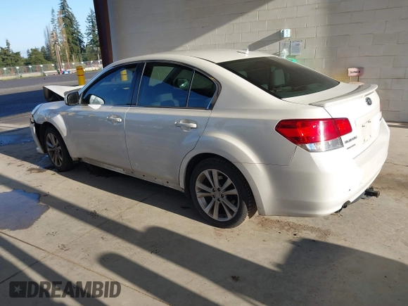 2014 Subaru Legacy Premium z VIN 4S3BMBC65E3020484, wystawiony jako IAAI lot #42011657 z przebiegiem 161 180 mil mil oraz . Historia ofert i sprzedaży dostępna na DreamBid. Obrazek 3.