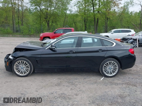 2016 BMW 4 Series 428i xDrive z VIN WBA4C9C51GG139038, wystawiony jako IAAI lot #42247629 z przebiegiem 48 388 mil mil oraz . Historia ofert i sprzedaży dostępna na DreamBid. Obrazek 14.