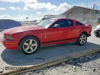 2008 Ford Mustang Deluxe with VIN 1ZVHT80N485106676, listed as a Copart auction lot 65188385 with 196,662 mi miles and Salvage title. Bid and sale history available at DreamBid. Image 1.