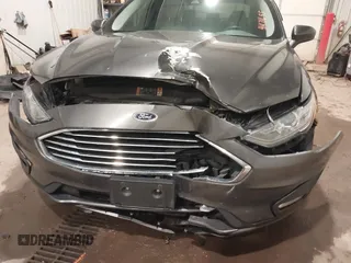 2019 Ford Fusion SE with VIN 3FA6P0HD9KR103813, listed as a IAAI auction lot 41471645 with 89,249 mi miles and . Bid and sale history available at carsss.com. Image 6.