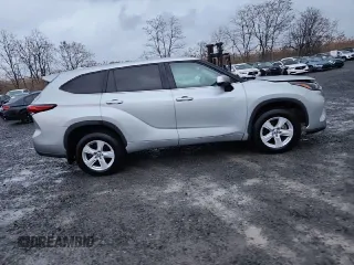 2021 Toyota Highlander L with VIN 5TDBZRBH4MS075907, listed as a Copart auction lot 57849265 with 67,128 mi miles and Salvage title. Bid and sale history available at DreamBid. Image 13.