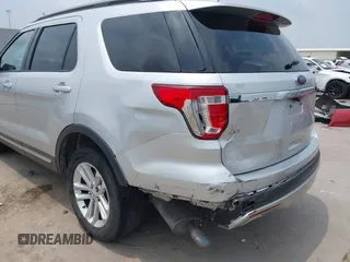 2017 Ford Explorer XLT z VIN 1FM5K7D89HGB79520, wystawiony jako IAAI lot #42288407 z przebiegiem 152 091 mil mil oraz . Historia ofert i sprzedaży dostępna na DreamBid. Obrazek 6.