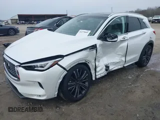 2023 Infiniti QX50 Sensory z VIN 3PCAJ5EB1PF120667, wystawiony jako IAAI lot #41279045 z przebiegiem 9 132 mil mil oraz . Historia ofert i sprzedaży dostępna na DreamBid. Obrazek 19.