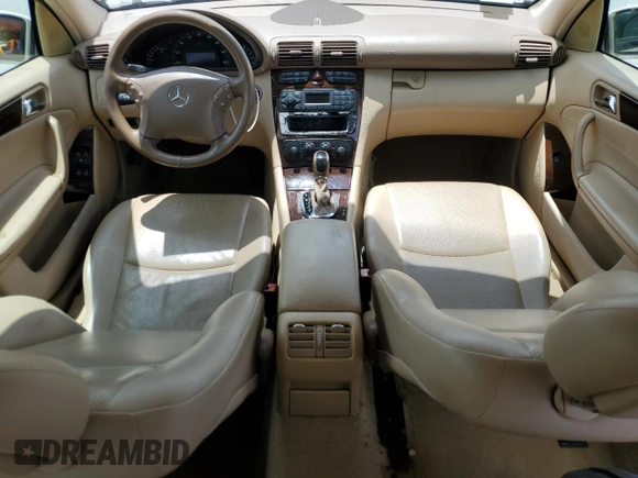 2002 Mercedes-Benz C 230/260/280/320 с VIN WDBRF61J32F155270, выставлен на аукционе Copart как лот 58742125 с пробегом 148 035 миль миль и Списание • Salvage title. История ставок и продаж доступна на DreamBid. Изображение 8.