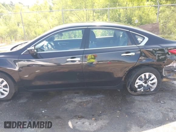 2016 Nissan Altima S z VIN 1N4AL3AP7GN325031, wystawiony jako IAAI lot #42403261 z przebiegiem 304 819 mil mil oraz . Historia ofert i sprzedaży dostępna na DreamBid. Obrazek 15.