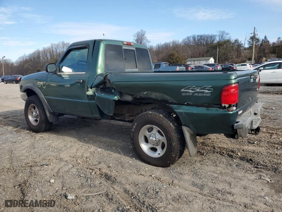 2000 Ford Ranger XLT with VIN 1FTYR11X0YTA32855, listed as a Copart auction lot 84517284 with 100,235 mi miles and Salvage Title. Bid and sale history available at carsss.com. Image 2.