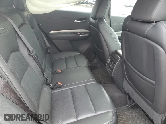 2020 Cadillac XT4 AWD Premium Luxury z VIN 1GYFZDR46LF017880, wystawiony jako Copart lot #51617765 z przebiegiem 42 325 mil mil oraz Czysty tytuł • Clean title. Historia ofert i sprzedaży dostępna na DreamBid. Obrazek 12.