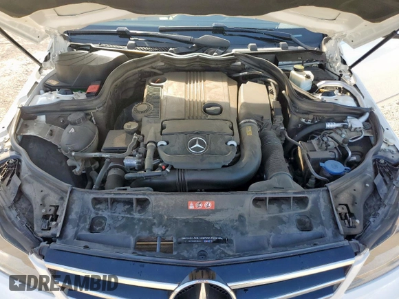 2014 Mercedes-Benz C 250 Sport with VIN WDDGF4HB5EA962960, listed as a Copart auction lot 62601655 with 34,620 mi miles and Salvage title. Bid and sale history available at DreamBid. Image 11.