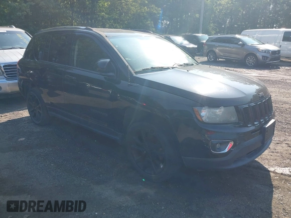 2016 Jeep Compass Latitude z VIN 1C4NJCEA3GD547417, wystawiony jako IAAI lot #42692113 z przebiegiem 155 604 mil mil oraz . Historia ofert i sprzedaży dostępna na DreamBid. Obrazek 1.