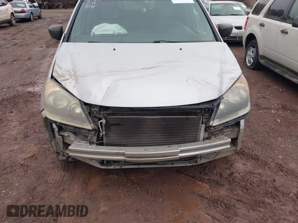 2010 Honda Odyssey LX with VIN 5FNRL3H21AB100181, listed as a IAAI auction lot 42258010 with 246,463 mi miles and . Bid and sale history available at DreamBid. Image 6.