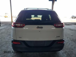 2017 Jeep Cherokee Latitude with VIN 1C4PJLCB7HW619410, listed as a Copart auction lot 49455815 with 142,214 mi miles and Salvage Title. Bid and sale history available at carsss.com. Image 6.