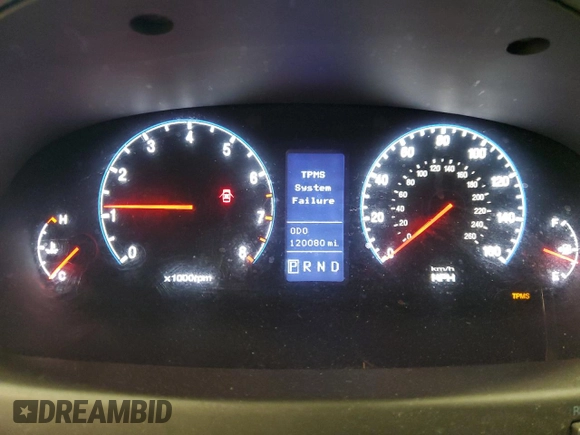 2010 Hyundai Azera GLS with VIN KMHFC4DD7AA473519, listed as a Copart auction lot 71422234 with 120,080 mi miles and Salvage title. Bid and sale history available at DreamBid. Image 9.