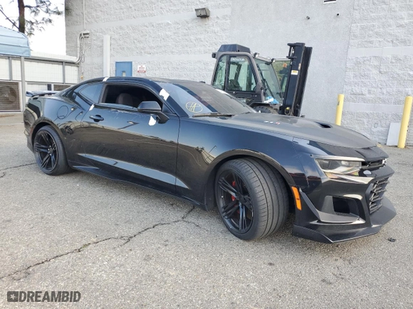 2019 Chevrolet Camaro ZL1 with VIN 1G1FJ1R63K0157568, listed as a Copart auction lot 84853084 with 18,780 mi miles and Clean Title. Bid and sale history available at carsss.com. Image 4.
