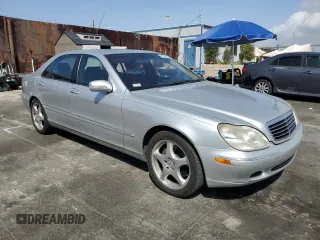 2001 Mercedes-Benz S-Class with VIN WDBNG75J81A211002, listed as a Copart auction lot 51296725 with 148,065 mi miles and Salvage Title. Bid and sale history available at carsss.com. Image 4.