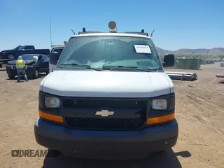 2015 Chevrolet Express Cargo with VIN 1GCWGFCF6F1261368, listed as a IAAI auction lot 42158324 with 196,406 mi miles. Bid and sale history available at carsss.com. Image 6.