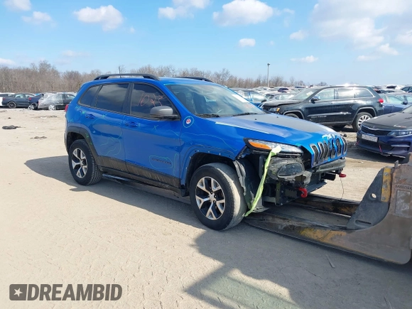 2018 Jeep Cherokee Trailhawk with VIN 1C4PJMBB2JD569069, listed as a IAAI auction lot 41651023 with 80,201 mi miles. Bid and sale history available at carsss.com. Image 1.