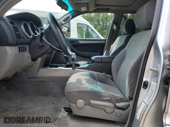 2004 Toyota 4Runner SR5 with VIN JTEBU14R540031838, listed as a Copart auction lot 59268875 with 133,171 mi miles and Clean title. Bid and sale history available at DreamBid. Image 7.