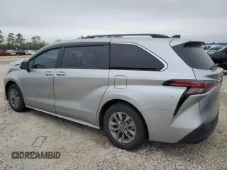 2022 Toyota Sienna XLE with VIN 5TDYRKEC5NS123868, listed as a Copart auction lot 50550835 with 37,350 mi miles and Salvage Title. Bid and sale history available at DreamBid. Image 2.