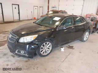 2013 Chevrolet Malibu LT with VIN 1G11E5SA6DU127917, listed as a IAAI auction lot 41641936 with 186,317 mi miles. Bid and sale history available at carsss.com. Image 17.