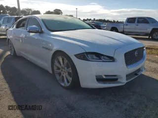 2016 Jaguar XJ Portfolio with VIN SAJWA2G77G8V92872, listed as a Copart auction lot 74562014 with Not Provided miles and Non Repairable. Bid and sale history available at DreamBid. Image 4.