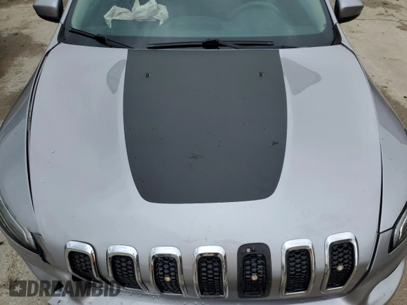 2018 Jeep Cherokee Latitude with VIN 1C4PJMCB8JD514351, listed as a Copart auction lot 57166715 with 156,417 mi miles and Non repairable. Bid and sale history available at DreamBid. Image 12.