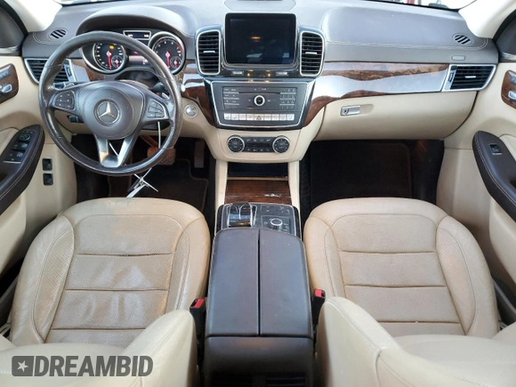 2018 Mercedes-Benz GLS 450 z VIN 4JGDF6EE5JB015831, wystawiony jako Copart lot #42233045 z przebiegiem 118 906 mil mil oraz Szkoda całkowita • Salvage title. Historia ofert i sprzedaży dostępna na DreamBid. Obrazek 8.