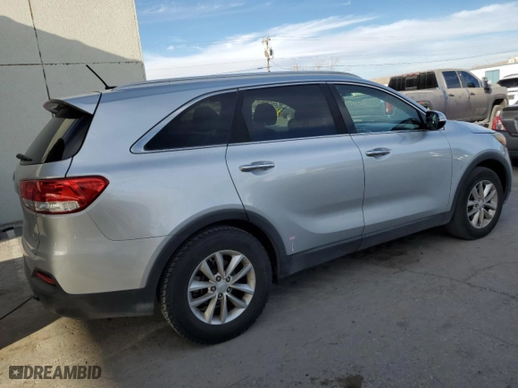 2017 Kia Sorento LX V6 with VIN 5XYPG4A55HG224950, listed as a Copart auction lot 47846735 with 163,855 mi miles and Salvage Title. Bid and sale history available at carsss.com. Image 3.