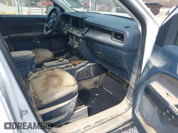 2022 Ford Maverick XL with VIN 3FTTW8E34NRA56009, listed as a IAAI auction lot 41693546 with Not Provided miles and . Bid and sale history available at DreamBid. Image 5.