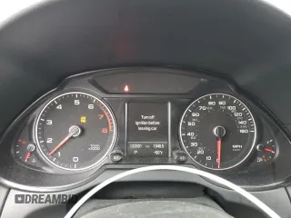2014 Audi Q5 Premium Plus z VIN WA1DGAFP2EA008247, wystawiony jako Copart lot #55117235 z przebiegiem 132 601 mil mil oraz Szkoda całkowita • Salvage title. Historia ofert i sprzedaży dostępna na DreamBid. Obrazek 9.