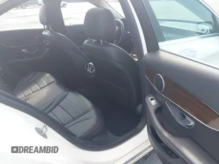 2018 Mercedes-Benz C 300 с VIN WDDWF4JB3JR403019, выставлен на аукционе IAAI как лот 42660482 с пробегом 96 374 миль миль и . История ставок и продаж доступна на DreamBid. Изображение 8.