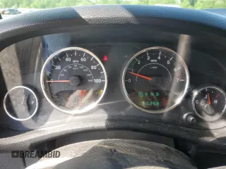 2014 Jeep Wrangler Sport z VIN 1C4AJWAG0EL147523, wystawiony jako Copart lot #59682015 z przebiegiem 196 258 mil mil oraz Szkoda całkowita • Salvage title. Historia ofert i sprzedaży dostępna na DreamBid. Obrazek 9.