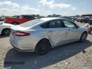 2013 Ford Fusion SE Hybrid z VIN 3FA6P0LU3DR336838, wystawiony jako Copart lot #56205445 z przebiegiem 209 164 mil mil oraz Czysty tytuł • Clean title. Historia ofert i sprzedaży dostępna na DreamBid. Obrazek 3.