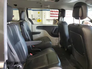 2014 Chrysler Town & Country Touring z VIN 2C4RC1BG9ER445347, wystawiony jako Copart lot #54272315 z przebiegiem 143 863 mil mil oraz Szkoda całkowita • Salvage title. Historia ofert i sprzedaży dostępna na DreamBid. Obrazek 11.