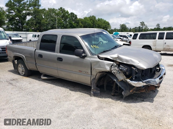 2003 GMC Sierra 1500HD SLE z VIN 1GTGC13U73F105405, wystawiony jako Copart lot #76817714 z przebiegiem 213 665 mil mil oraz Szkody całkowita. Historia ofert i sprzedaży dostępna na DreamBid. Obrazek 4.