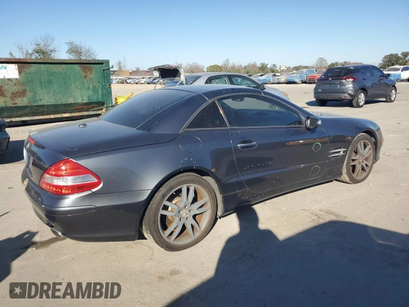 2008 Mercedes-Benz SL 550 z VIN WDBSK71F98F141543, wystawiony jako Copart lot #87600215 z przebiegiem Nie podano mil oraz Szkoda całkowita • Salvage title. Historia ofert i sprzedaży dostępna na DreamBid. Obrazek 3.