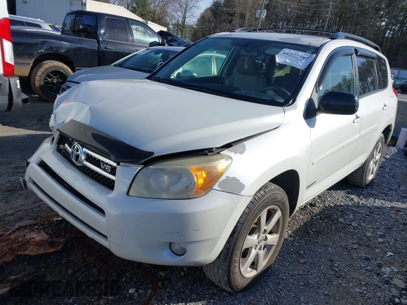 2008 Toyota RAV4 Ltd with VIN JTMZK31V385022828, listed as a IAAI auction lot 41577387 with 193,421 mi miles. Bid and sale history available at carsss.com. Image 17.