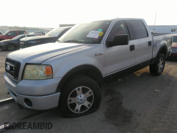 2006 Ford F-150 XLT with VIN 1FTPW14536FA32620, listed as a IAAI auction lot 40954768 with 194,303 mi miles. Bid and sale history available at carsss.com. Image 21.